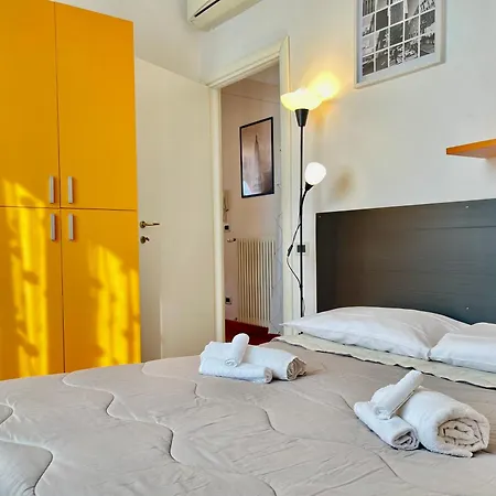 Apartment Orange House *