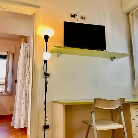 Orange House Apartment *