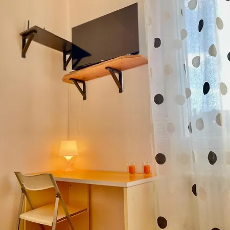 Orange House *